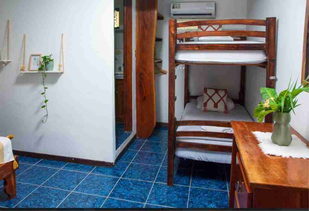 4 VIENTOS FONDOS (52)