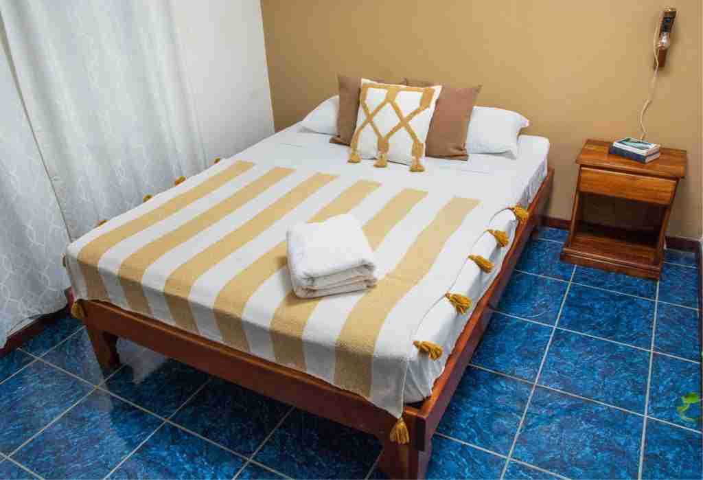 4 VIENTOS FONDOS (53)