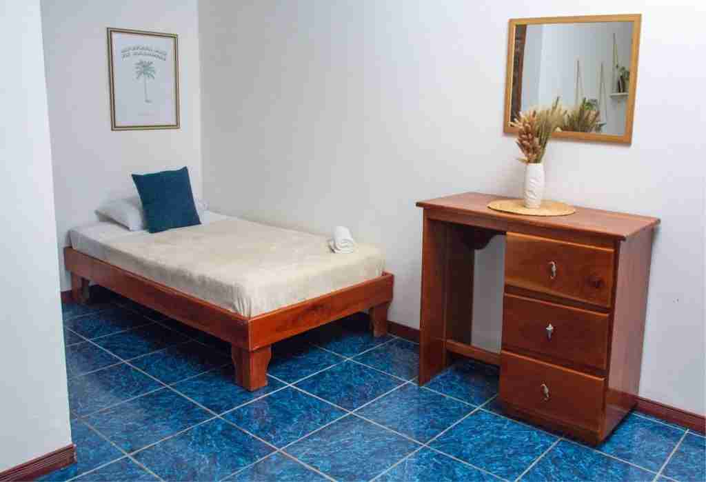 4 VIENTOS FONDOS (55)